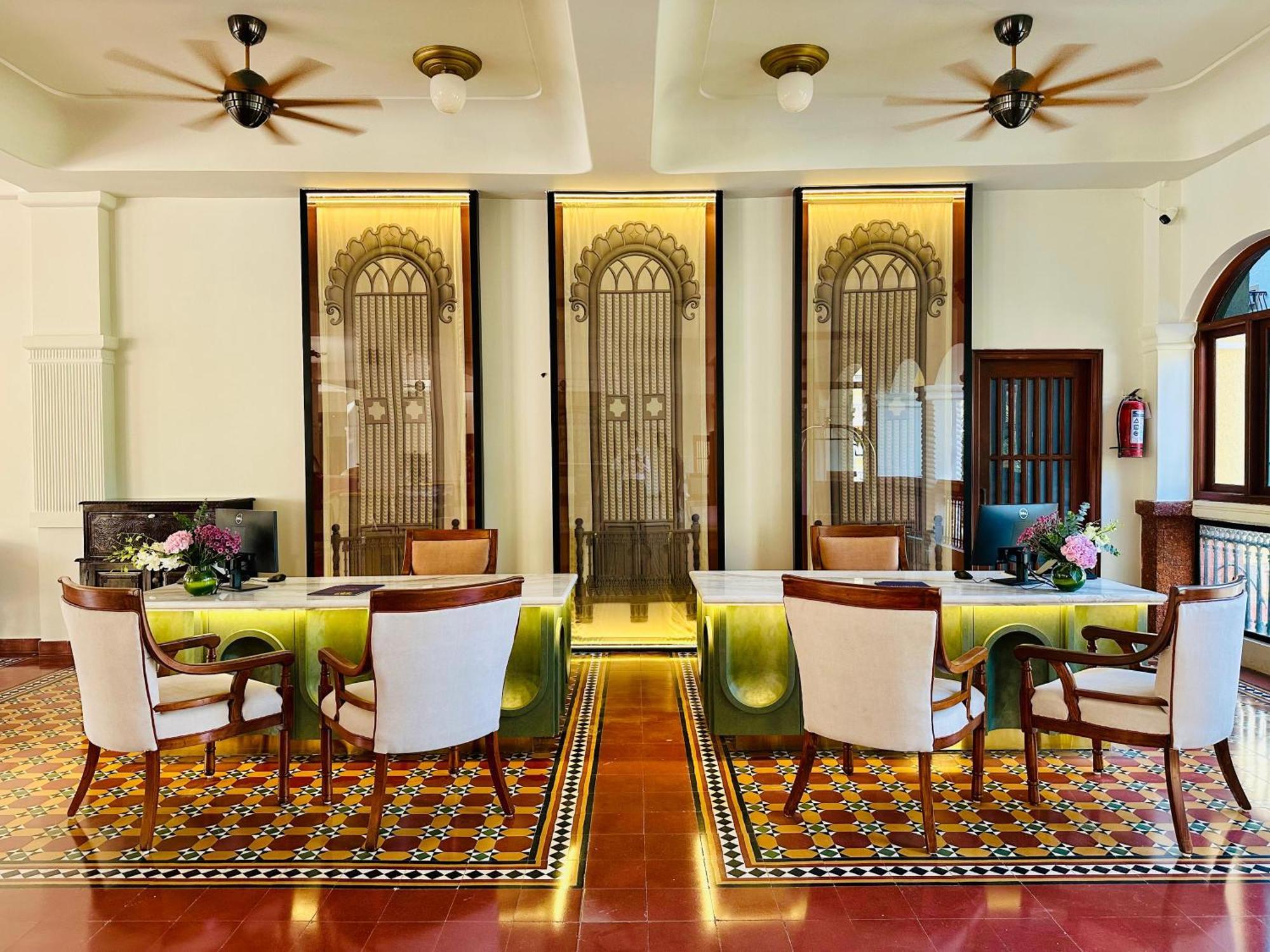Отель La Estoria, Goa -Ihcl Seleqtions Кандолим Экстерьер фото
